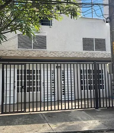 Acogedor Apartamento Con Estacionamiento Cerca Al Centro Comercial Chipichape Cali Exterior photo