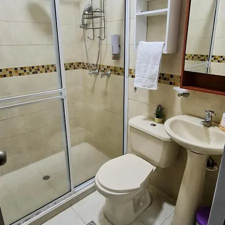 Acogedor Apartamento Con Estacionamiento Cerca Al Centro Comercial Chipichape Cali Exterior photo